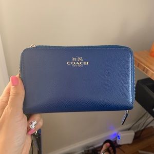 Coach wallet euc